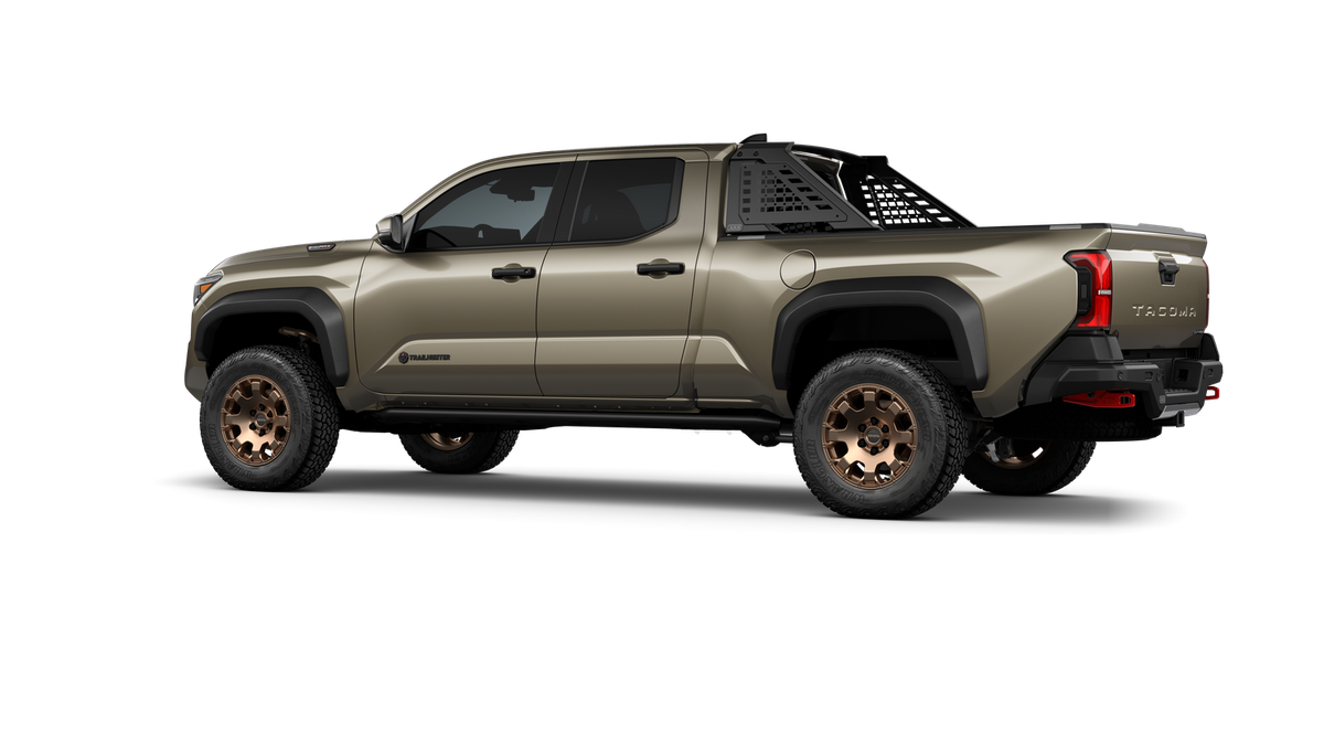 2026 Toyota Tacoma i-FORCE MAX Trailhunter