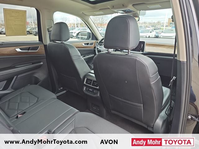 2025 Volkswagen Atlas 2.0T SE w/Technology