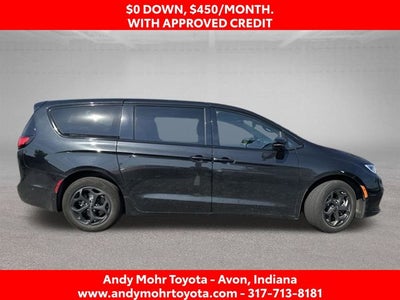 2024 Chrysler Pacifica Hybrid Select S Appearance