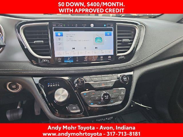 2024 Chrysler Pacifica Hybrid Select S Appearance