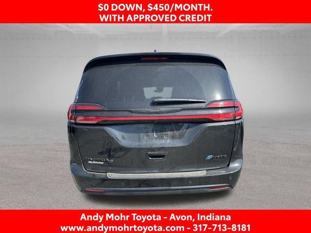 2024 Chrysler Pacifica Hybrid Select S Appearance