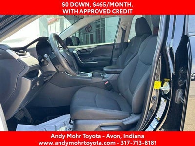 2020 Toyota RAV4 LE