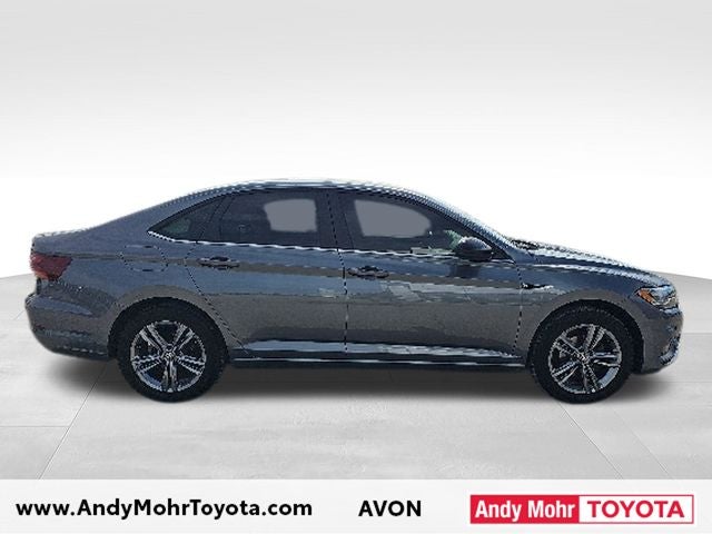 2019 Volkswagen Jetta R-Line
