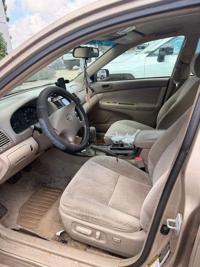 2004 Toyota Camry LE