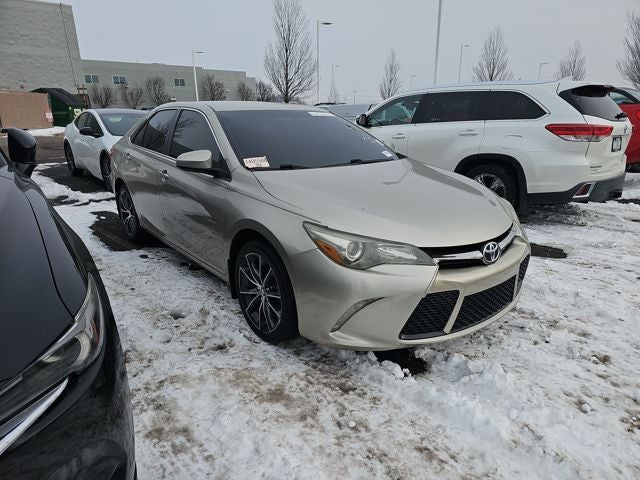 2016 Toyota Camry XSE