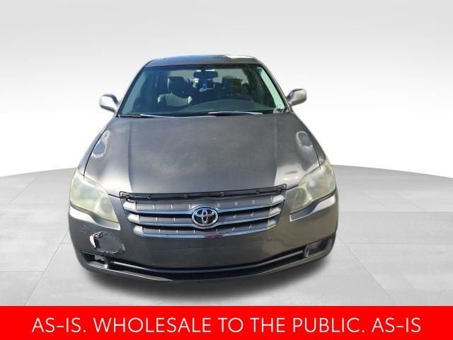 2005 Toyota Avalon XL
