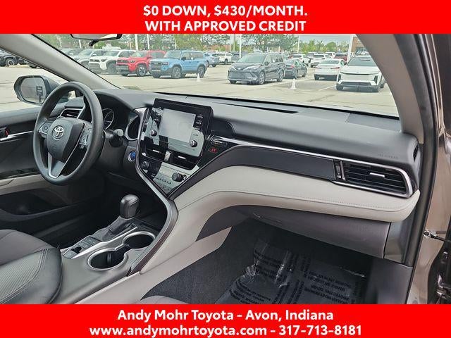 2022 Toyota Camry Hybrid LE