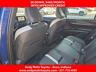 2025 Toyota Camry SE