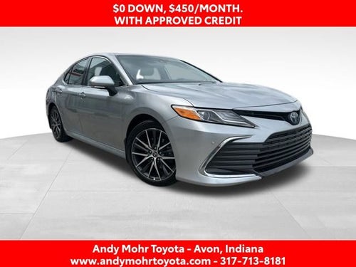 2022 Toyota Camry Hybrid XLE