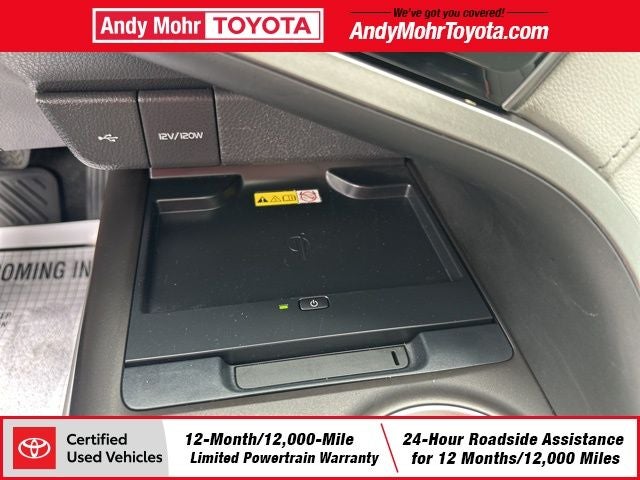 2022 Toyota Camry Hybrid XLE