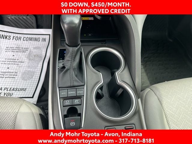 2022 Toyota Camry Hybrid XLE