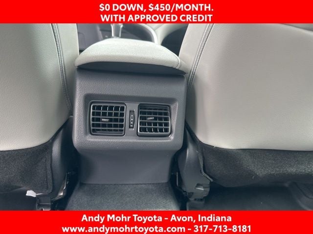 2022 Toyota Camry Hybrid XLE