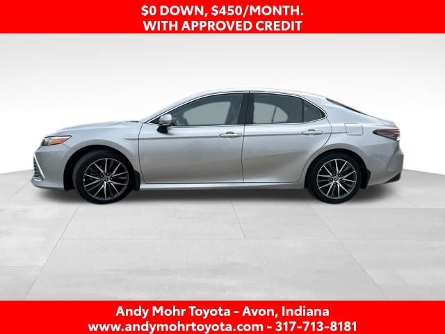 2022 Toyota Camry Hybrid XLE