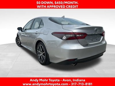 2022 Toyota Camry Hybrid XLE