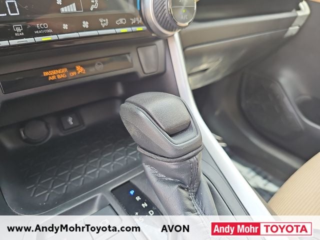 2022 Toyota RAV4 Hybrid LE