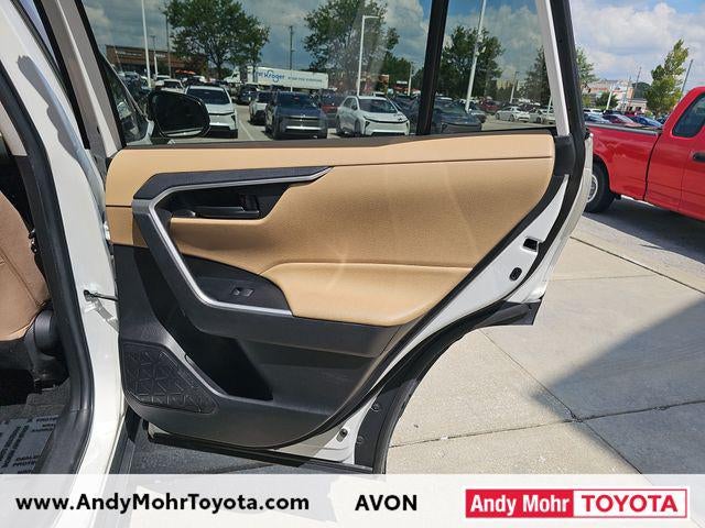 2022 Toyota RAV4 Hybrid LE