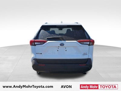 2022 Toyota RAV4 Hybrid XLE