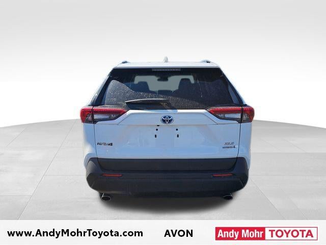 2022 Toyota RAV4 Hybrid XLE