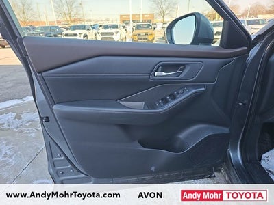 2023 Nissan Rogue SV Premium