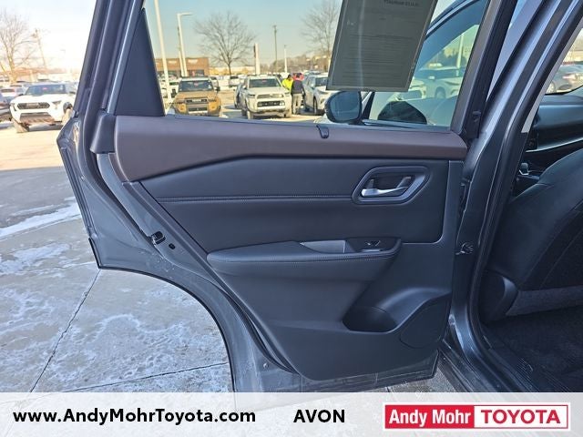 2023 Nissan Rogue SV Premium