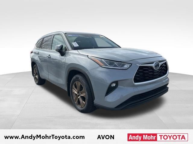 2022 Toyota Highlander Hybrid Bronze Edition