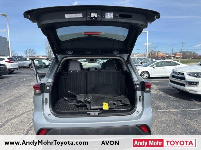 2022 Toyota Highlander Hybrid Bronze Edition