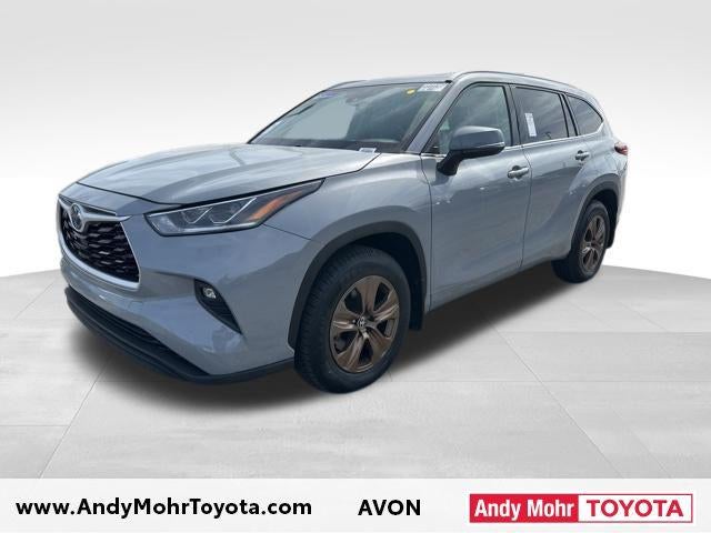2022 Toyota Highlander Hybrid Bronze Edition