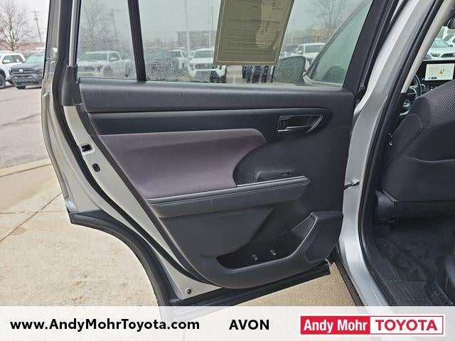 2023 Toyota Highlander Hybrid LE