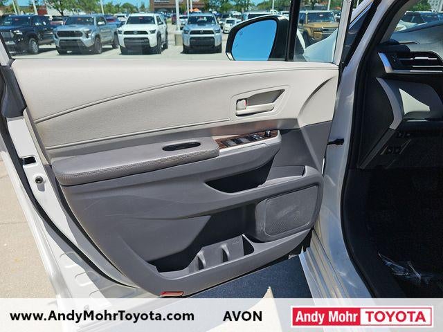 2021 Toyota Sienna LE 8 Passenger