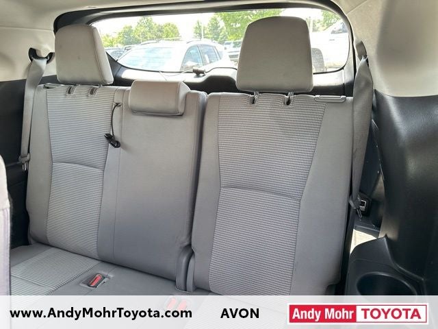 2022 Toyota Highlander L
