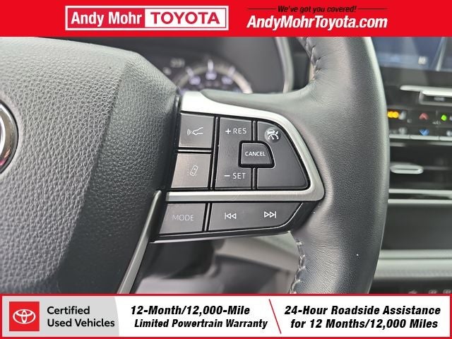 2022 Toyota Highlander Hybrid Platinum