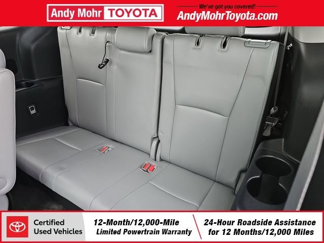 2022 Toyota Highlander Hybrid Platinum