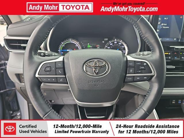 2022 Toyota Highlander Hybrid Platinum