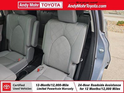 2022 Toyota Highlander Hybrid Platinum
