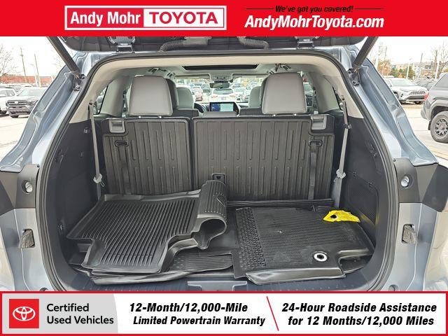 2022 Toyota Highlander Hybrid Platinum