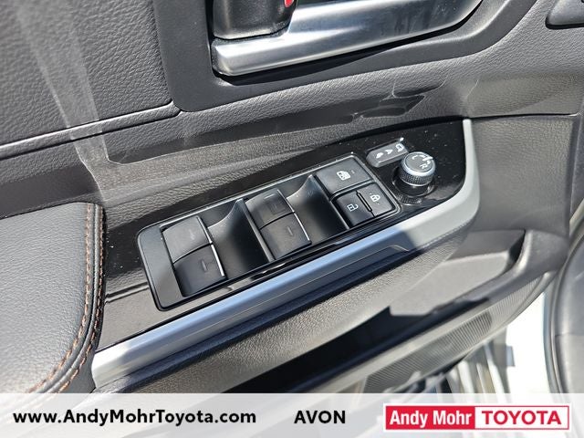 2025 Toyota Sienna Platinum 7 Passenger