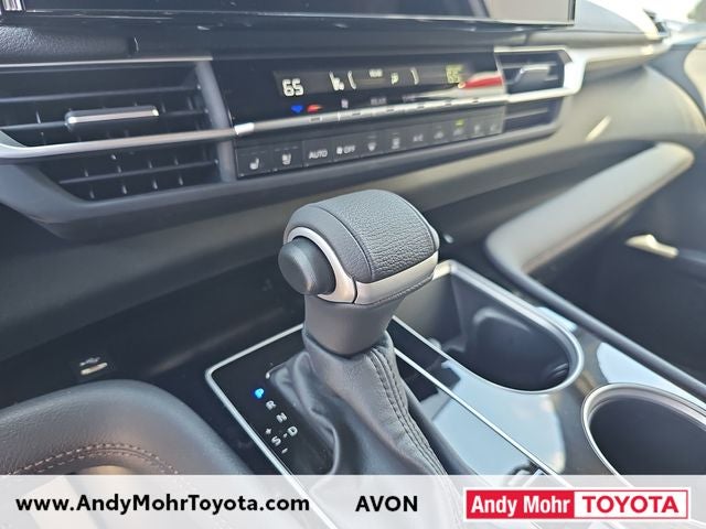 2025 Toyota Sienna Platinum 7 Passenger