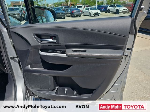 2025 Toyota Sienna Platinum 7 Passenger