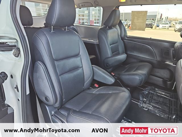 2020 Toyota Sienna SE 7 Passenger