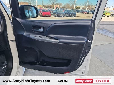 2020 Toyota Sienna SE 7 Passenger