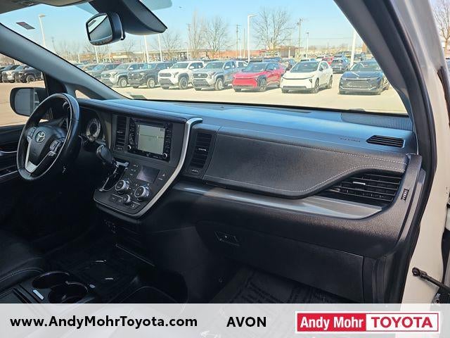 2020 Toyota Sienna SE 7 Passenger