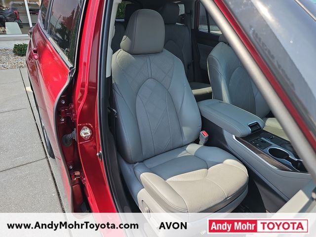 2023 Toyota Highlander Platinum - Photo 41
