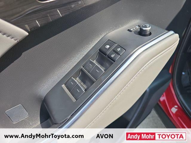 2023 Toyota Highlander Hybrid Platinum