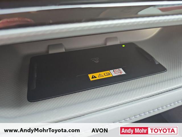 2023 Toyota Highlander Hybrid Platinum