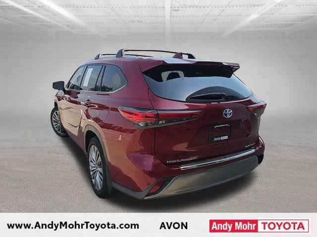 2023 Toyota Highlander Hybrid Platinum