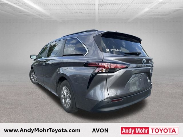 2021 Toyota Sienna XLE 7 Passenger