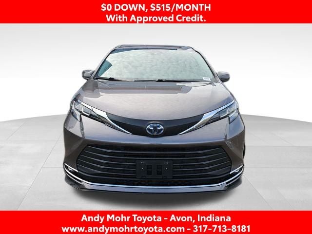 2022 Toyota Sienna XLE 7 Passenger