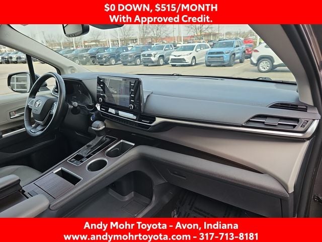 2022 Toyota Sienna XLE 7 Passenger