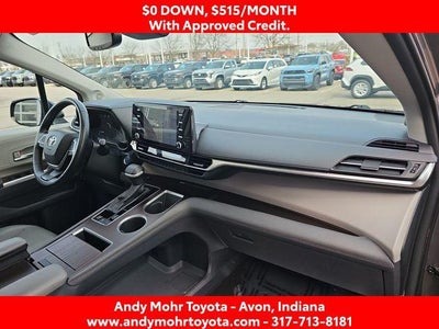 2022 Toyota Sienna XLE 7 Passenger