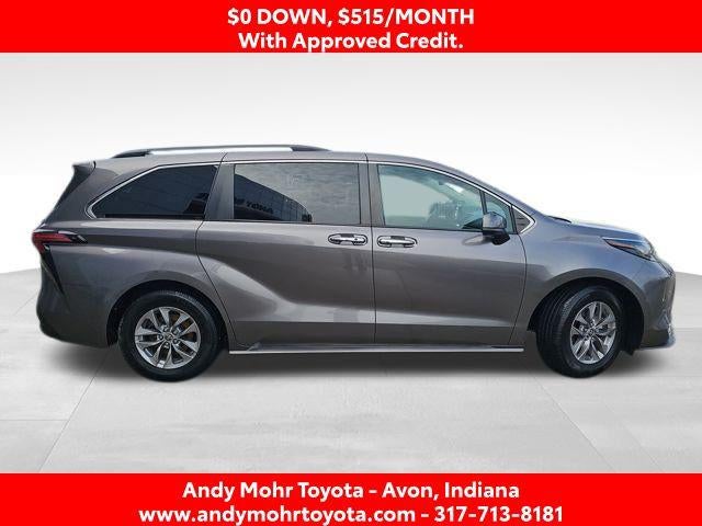 2022 Toyota Sienna XLE 7 Passenger